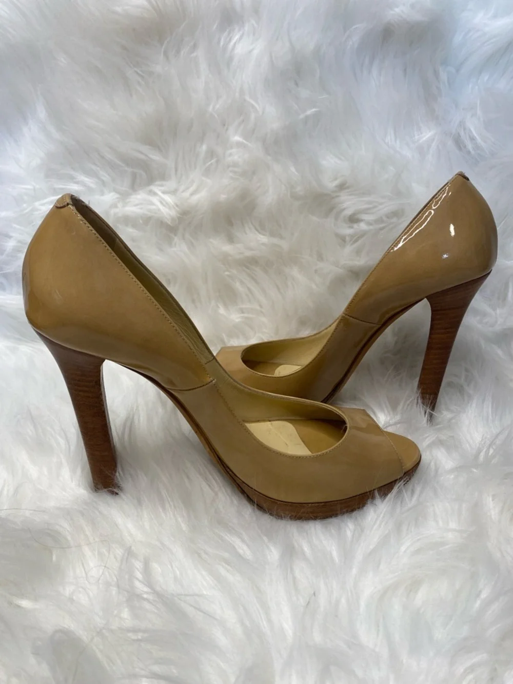 Jimmy Choo Nude Patent Leather Peep-Toe Pumps with Wooden Heels. Authentic - Picture 1 of 17
